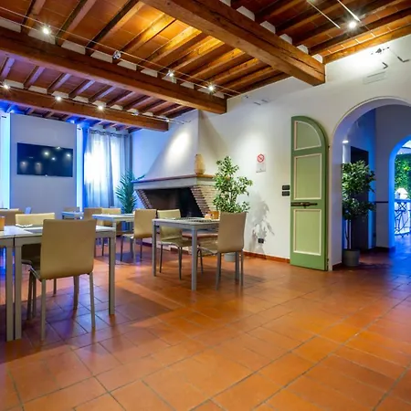 Confidence Hotel Ligabue-2